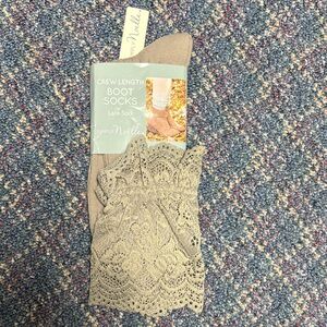 New Simply Noelle crew length boot lace socks one size